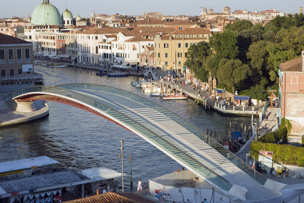 Pont de la Constitution